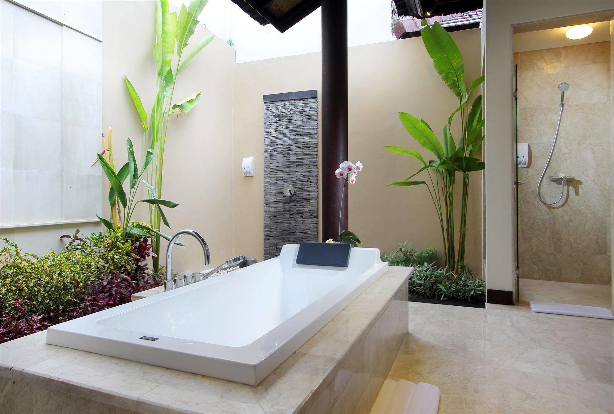 Rc Villas And Spa Bali Seminyak Eksteriør billede